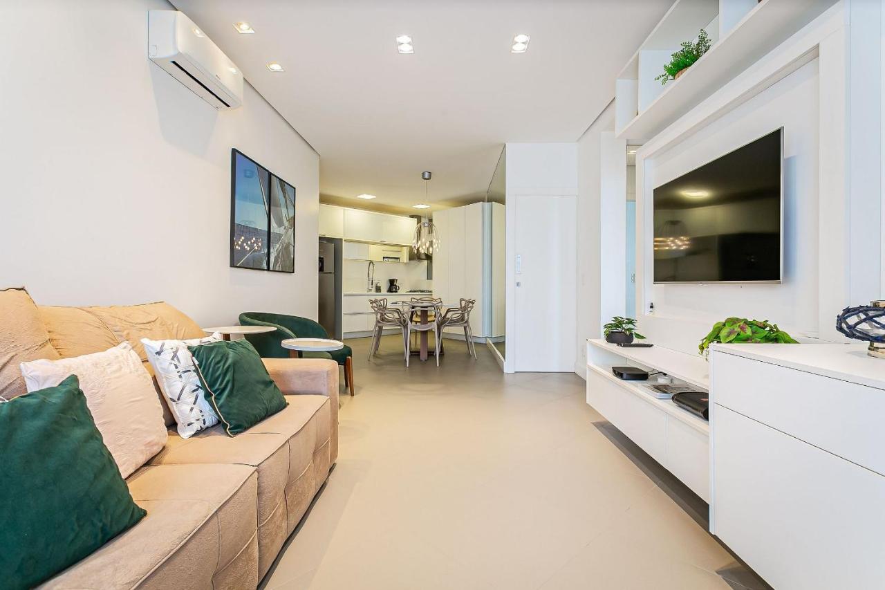 Apartamento de alto padrão a poucos metros da praia em Jurerê Florianópolis Exterior foto