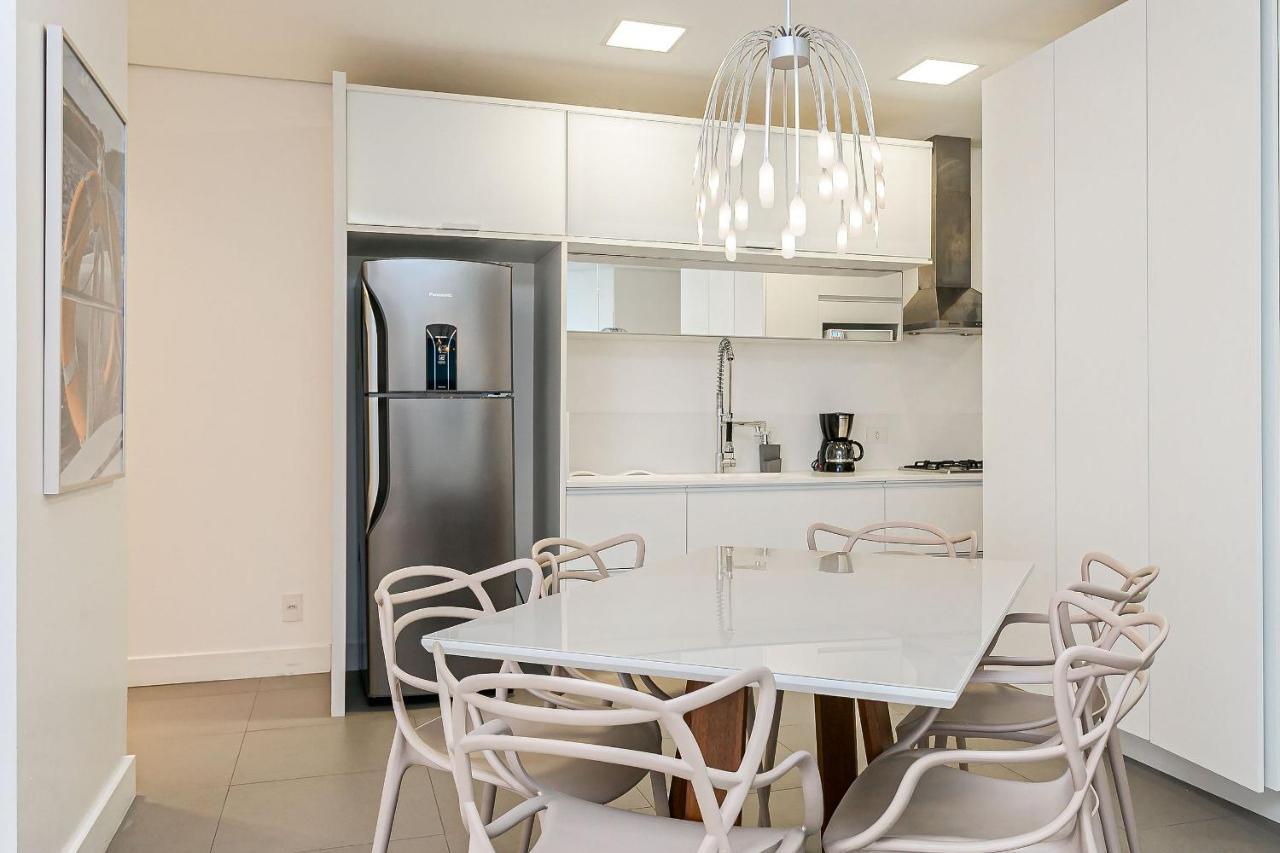Apartamento de alto padrão a poucos metros da praia em Jurerê Florianópolis Exterior foto